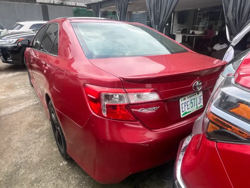 Thumbnail 5 of 2013 TOYOTA Camry