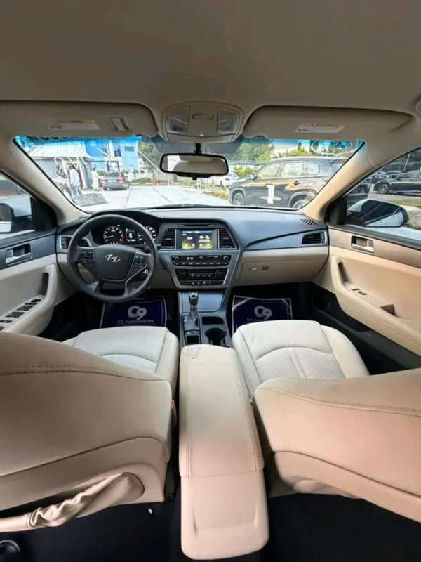 Thumbnail 3 of 2015 Hyundai Sonata
