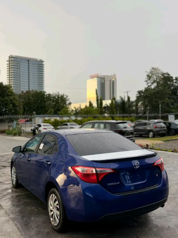 Thumbnail 7 of 2016 Toyota Corolla
