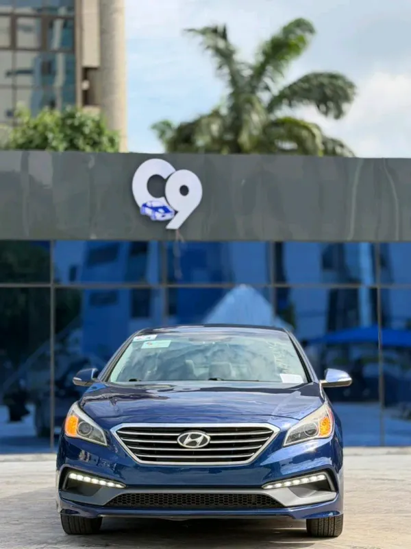 Thumbnail 2 of 2015 Hyundai Sonata