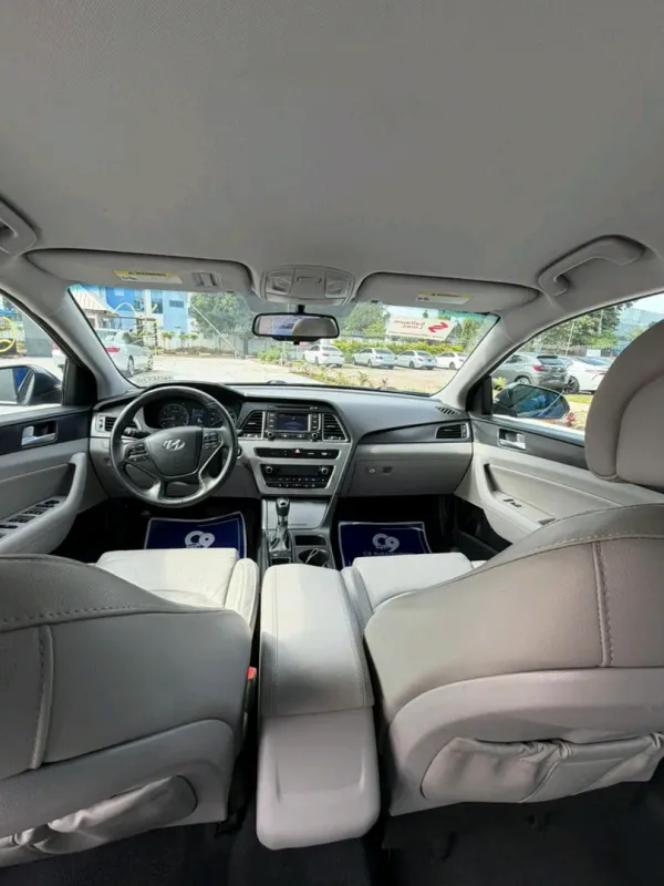Thumbnail 3 of 2015 Hyundai Sonata