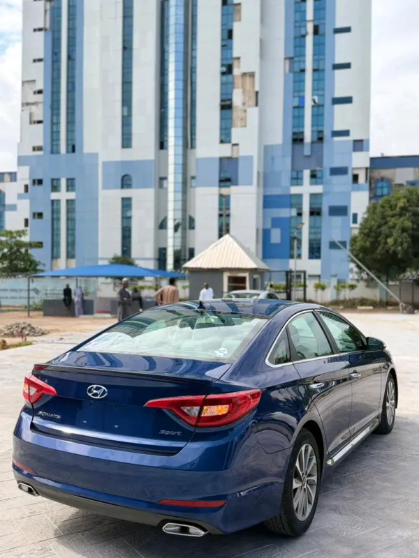 Thumbnail 7 of 2015 Hyundai Sonata