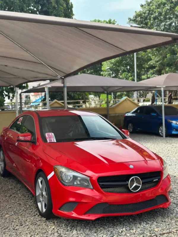 Thumbnail 5 of 2015 Mercedes-Benz CLA-Class CLA