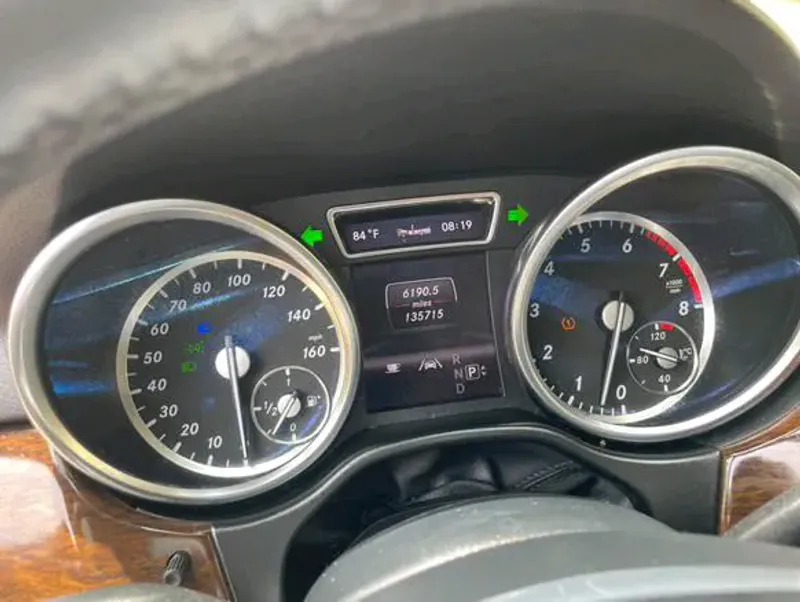Thumbnail 4 of 2014 Mercedes-Benz ML-Class