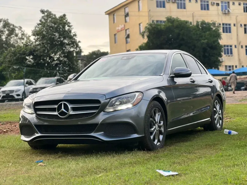 Main image of 2017 Mercedes-Benz C-Class c 300
