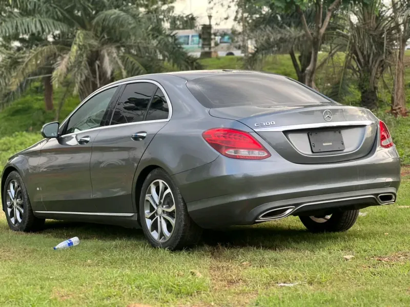 Thumbnail 2 of 2017 Mercedes-Benz C-Class c 300