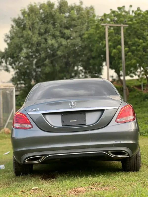 Thumbnail 3 of 2017 Mercedes-Benz C-Class c 300