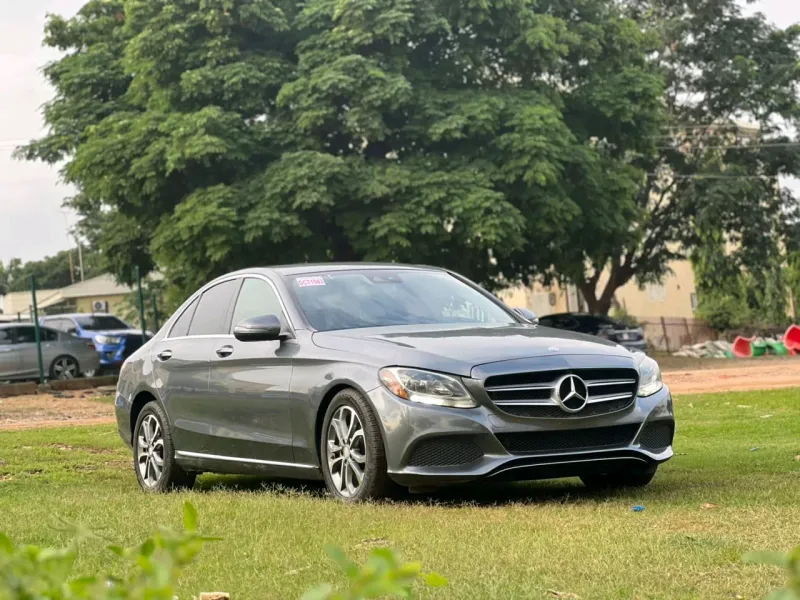 Thumbnail 6 of 2017 Mercedes-Benz C-Class c 300