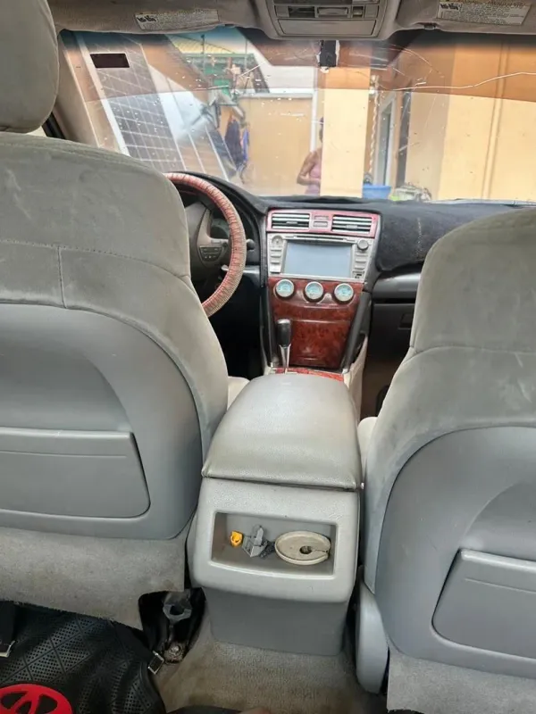 Thumbnail 3 of 2009 Toyota Camry XLE