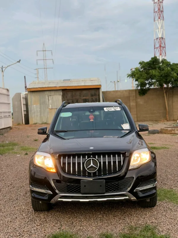 Thumbnail 2 of 2013 MERCEDES-BENZ GLK-Class