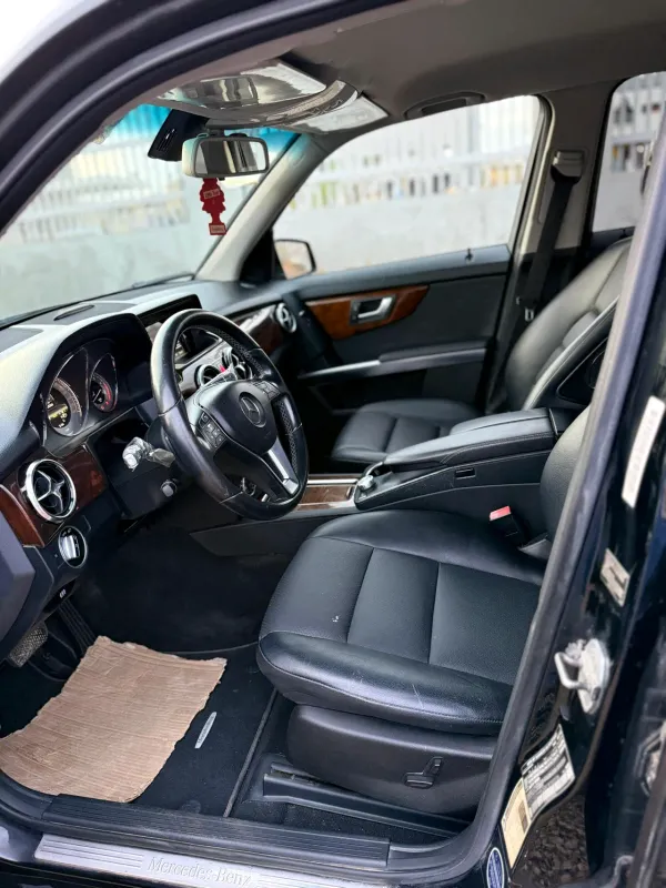 Thumbnail 6 of 2013 MERCEDES-BENZ GLK-Class
