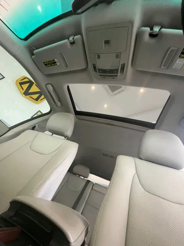 Thumbnail 6 of 2011 LEXUS RX