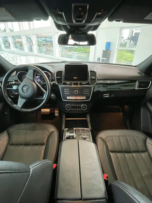 Thumbnail 4 of 2017 MERCEDES-BENZ GLE-Class