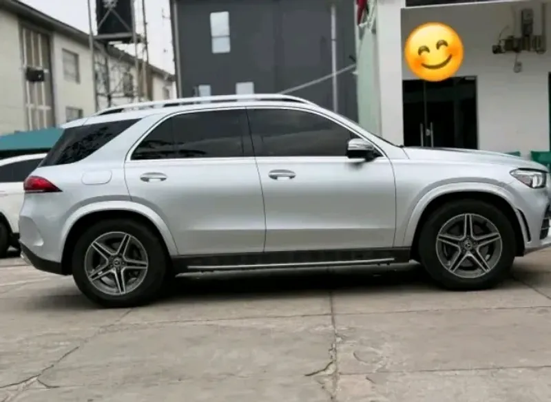 Thumbnail 7 of 2020 Mercedes-Benz GLE-Class