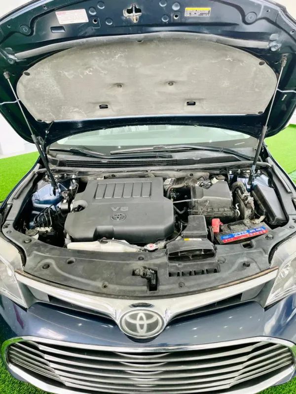 Thumbnail 8 of 2017 TOYOTA Avalon XLE