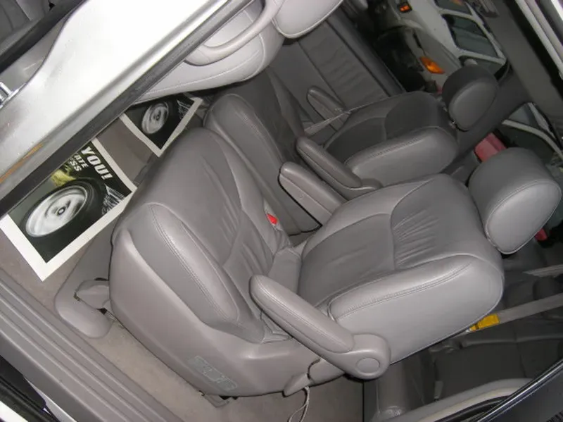 Thumbnail 3 of 2006 Toyota Sienna SE