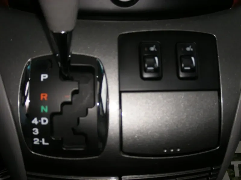 Thumbnail 7 of 2006 Toyota Sienna SE