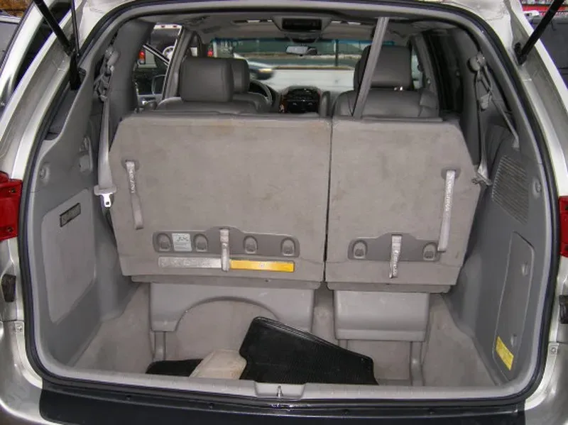 Thumbnail 8 of 2006 Toyota Sienna SE