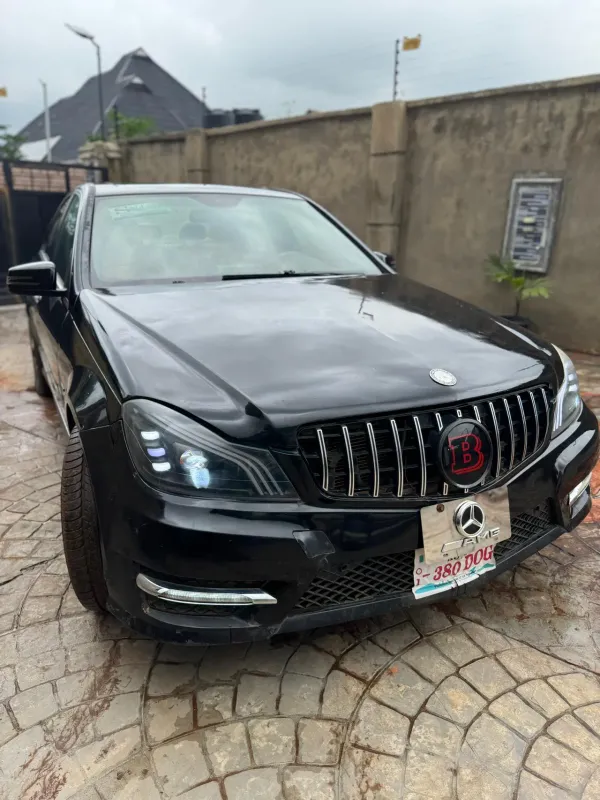 Main image of 2008 Mercedes-Benz C-Class