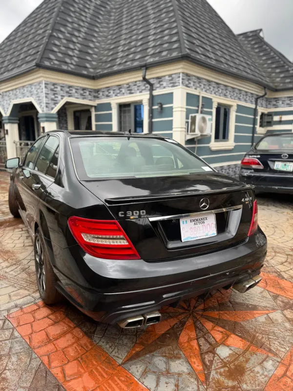 Thumbnail 2 of 2008 Mercedes-Benz C-Class