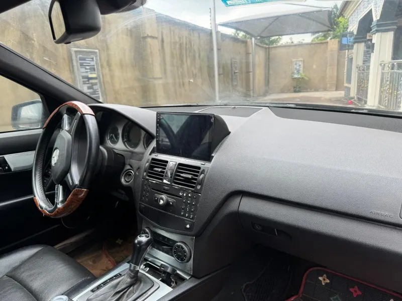 Thumbnail 3 of 2008 Mercedes-Benz C-Class