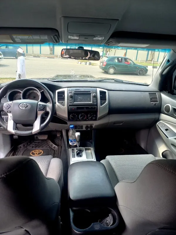 Thumbnail 4 of 2014 Toyota Tacoma