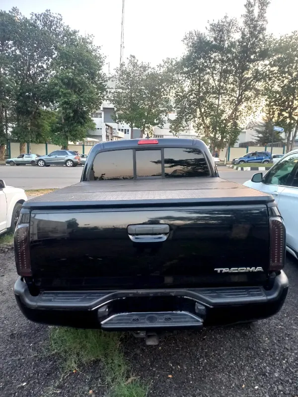 Thumbnail 6 of 2014 Toyota Tacoma