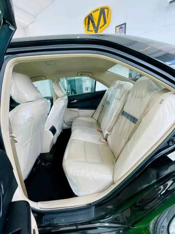 Thumbnail 5 of 2012 TOYOTA Camry LE