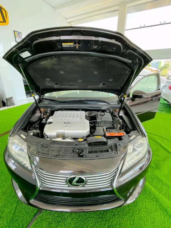 Thumbnail 2 of 2013 LEXUS ES SE