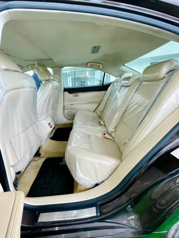 Thumbnail 4 of 2013 LEXUS ES SE