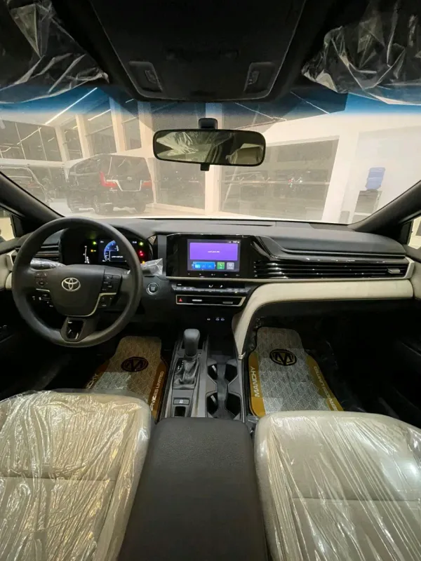 Thumbnail 3 of 2025 TOYOTA Camry