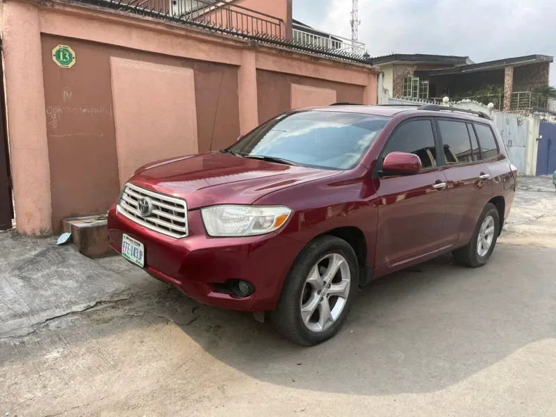 Thumbnail 9 of 2010 Toyota Highlander limited