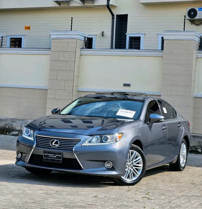 Thumbnail 2 of 2014 LEXUS ES