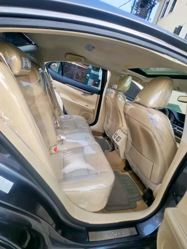 Thumbnail 6 of 2014 LEXUS ES