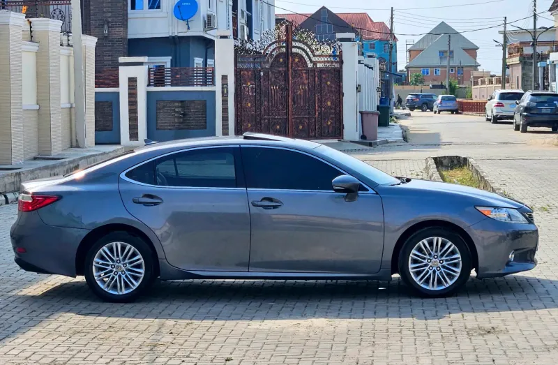 Thumbnail 8 of 2014 LEXUS ES