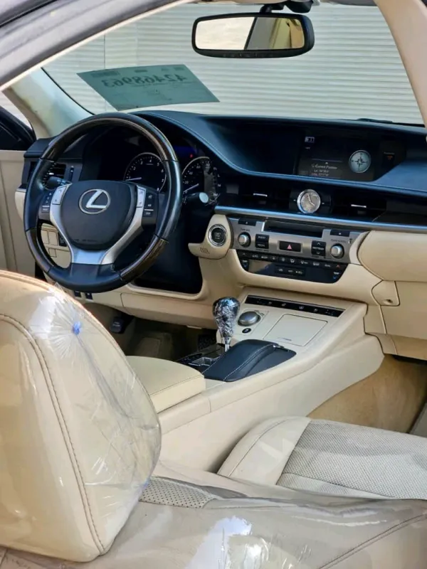 Thumbnail 9 of 2014 LEXUS ES