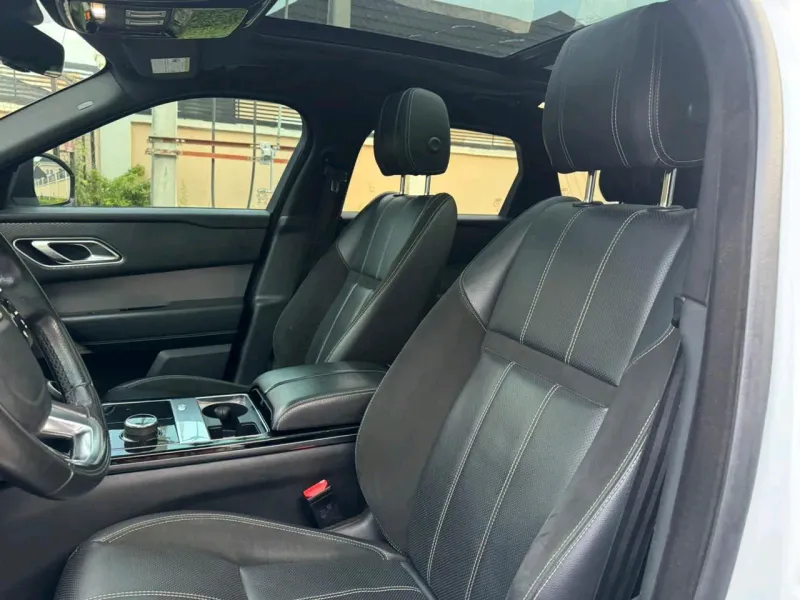 Thumbnail 6 of 2018 LAND ROVER Range Rover Velar