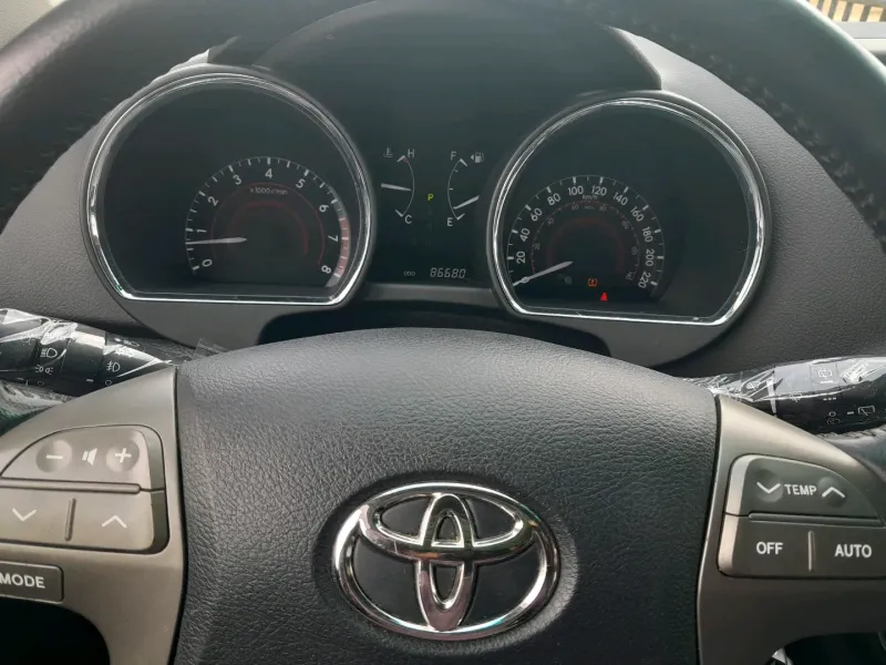 Thumbnail 3 of 2010 Toyota Highlander SPORT