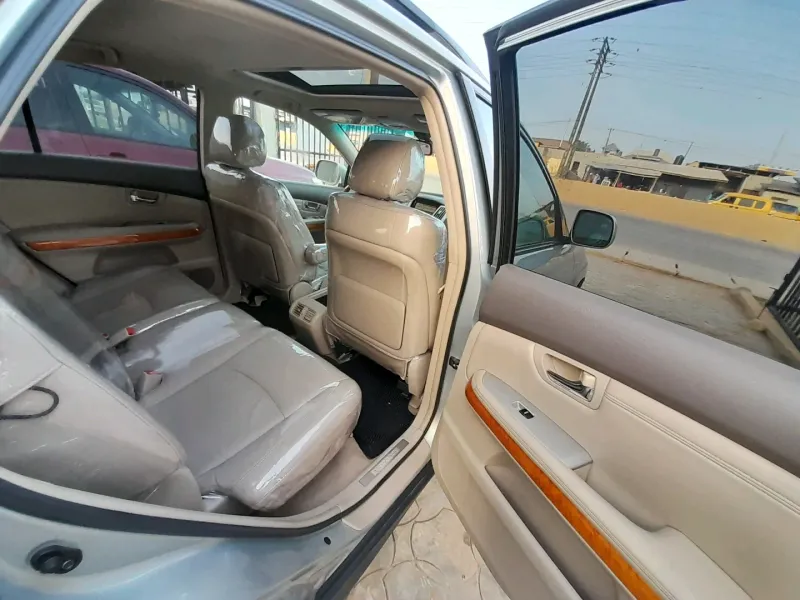 Thumbnail 2 of 2005 Lexus RX Full Option