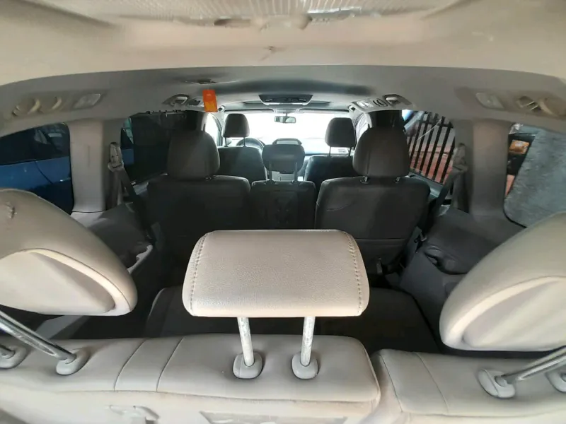 Thumbnail 9 of 2012 Honda Odyssey 2.4 Absolute 4WD