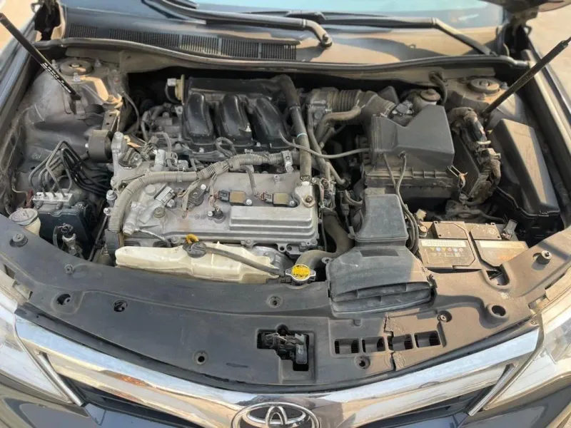 Thumbnail 3 of 2014 Toyota Camry XLE