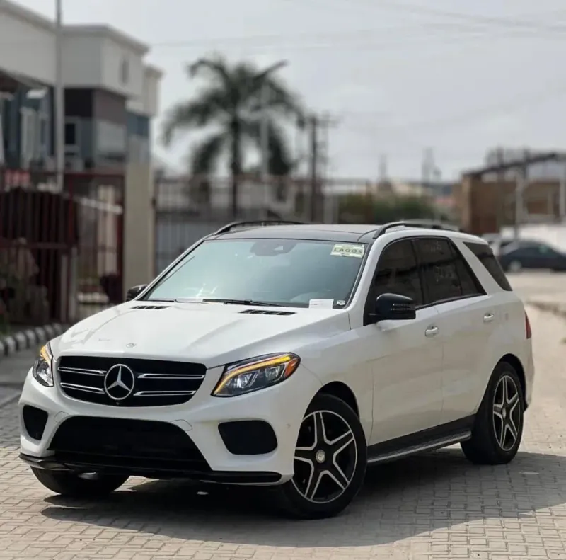 Thumbnail 6 of 2016 Mercedes-Benz GLE-Class