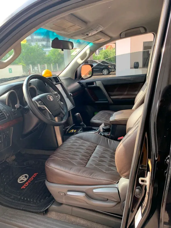 Thumbnail 2 of 2020 Toyota Land Cruiser Prado