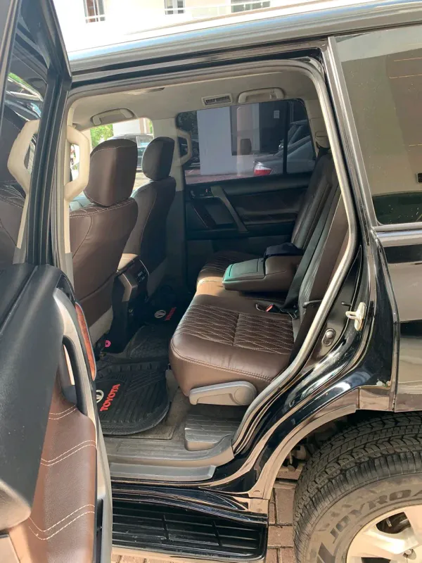 Thumbnail 3 of 2020 Toyota Land Cruiser Prado