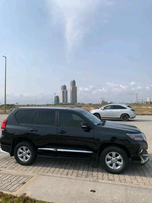 Thumbnail 4 of 2020 Toyota Land Cruiser Prado