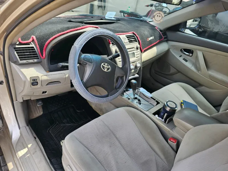 Thumbnail 2 of 2009 Toyota Camry XLE