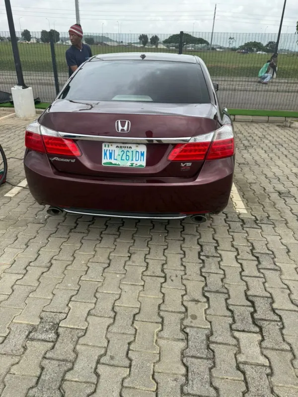 Thumbnail 16 of 2013 HONDA Accord XLE