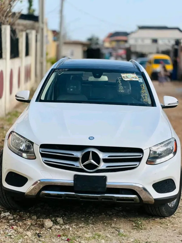 Main image of 2017 Mercedes-Benz GLC-Class
