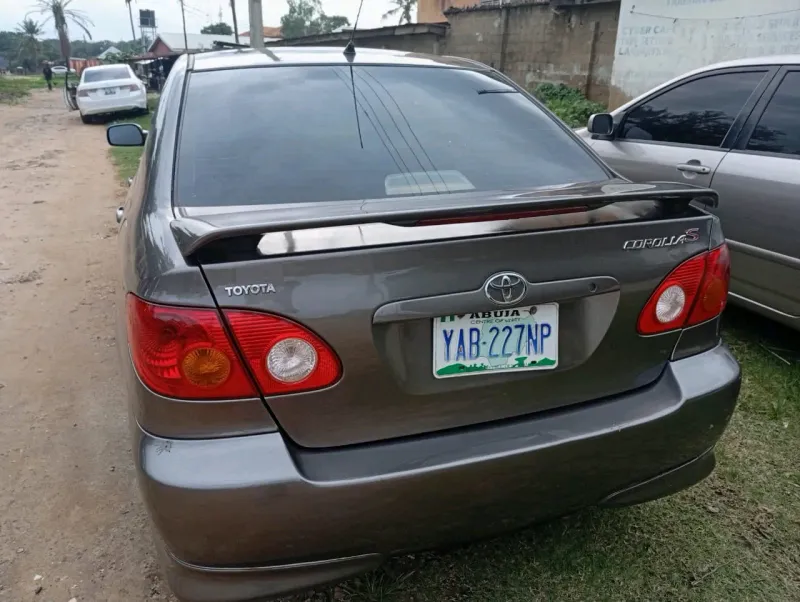 Main image of 2004 TOYOTA Corolla Sport