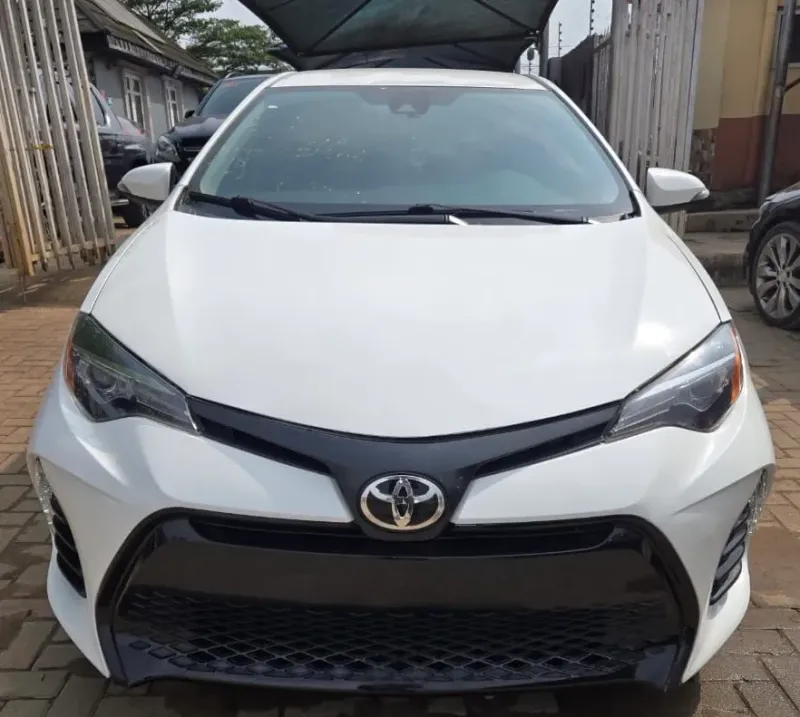Main image of 2017 Toyota Corolla
